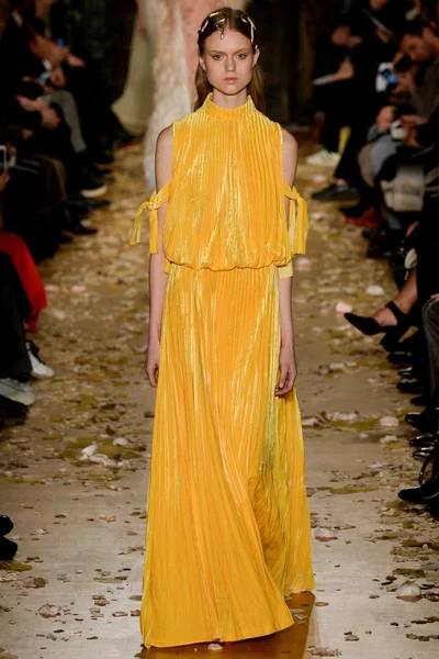 Look 58